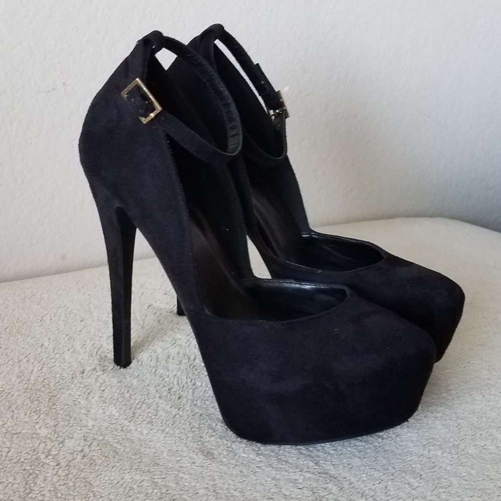 Women's Ankle Strap Pumps- Black/size 9